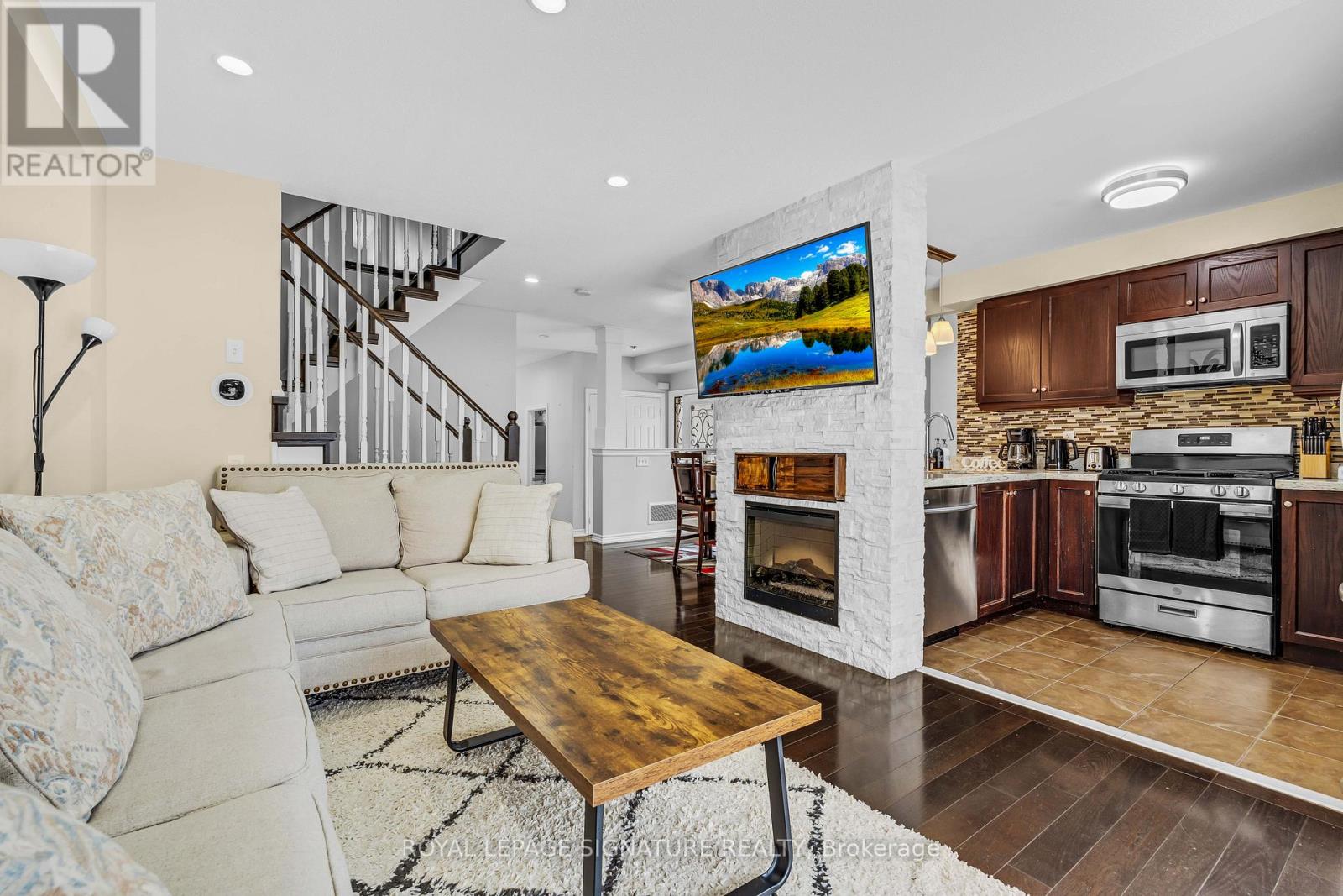 4280 Thomas Alton Boulevard, Burlington, Ontario L7M 0M9 - Photo 7 - W12904974