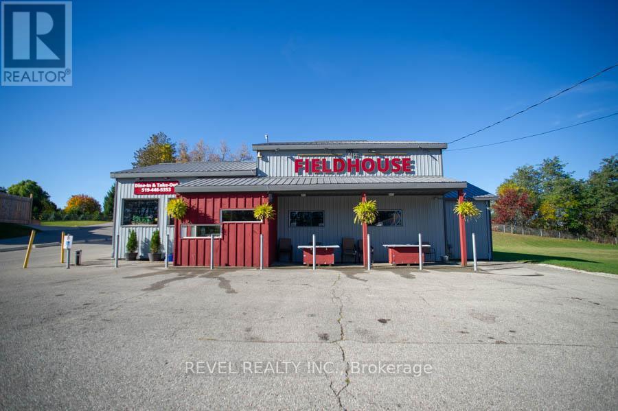 A - 53 SIMCOE STREET, Brant, Ontario