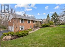 36 MAPLE HILL DRIVE, Kitchener, Ontario