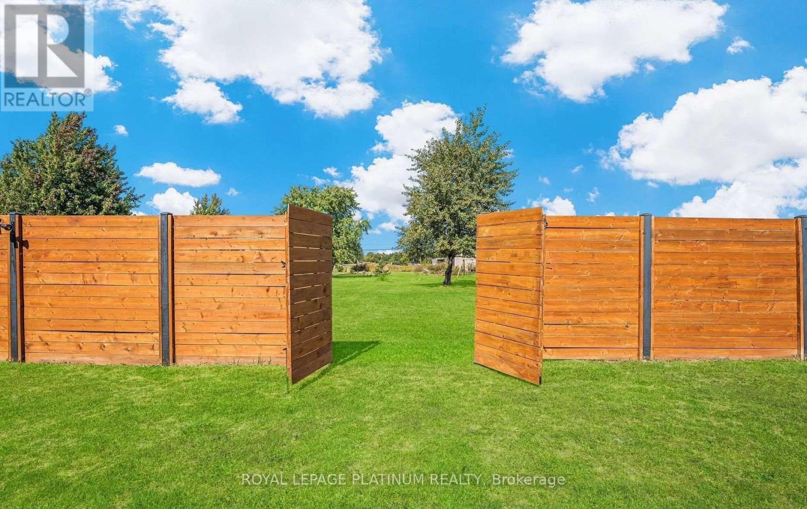 4546 Sherkston Road, Port Colborne, Ontario  L0S 1R0 - Photo 32 - X12904922