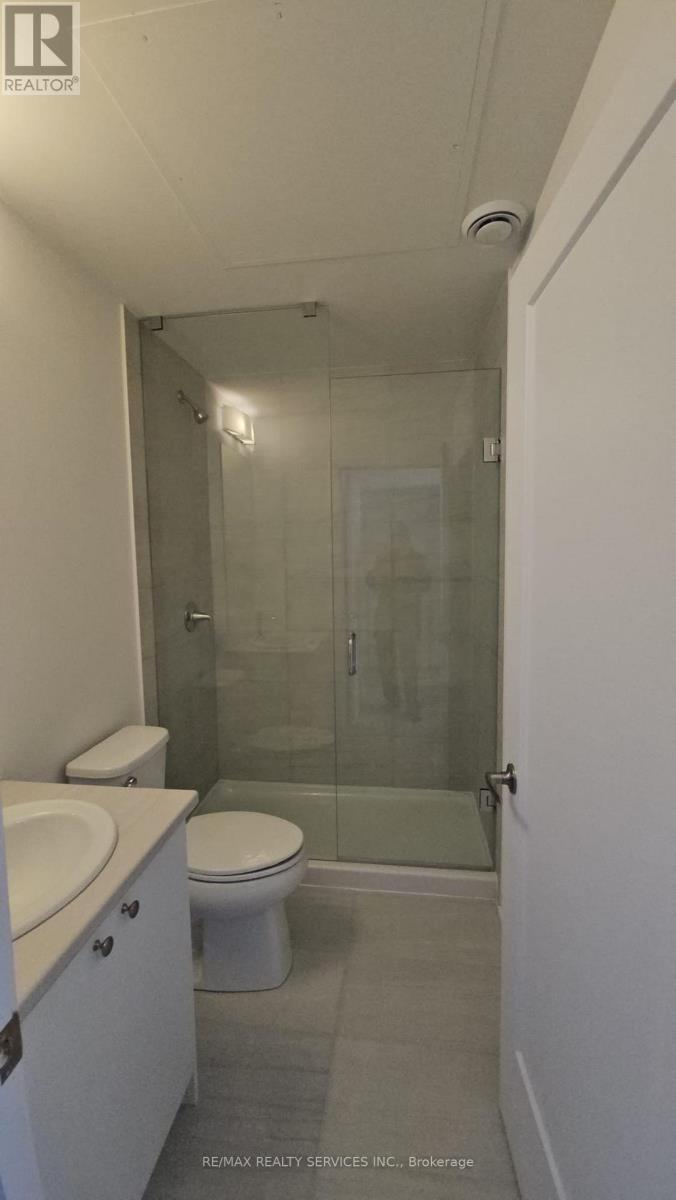 R6 - 25 Palace Street, Kitchener, Ontario  N2E 0J3 - Photo 10 - X12904934