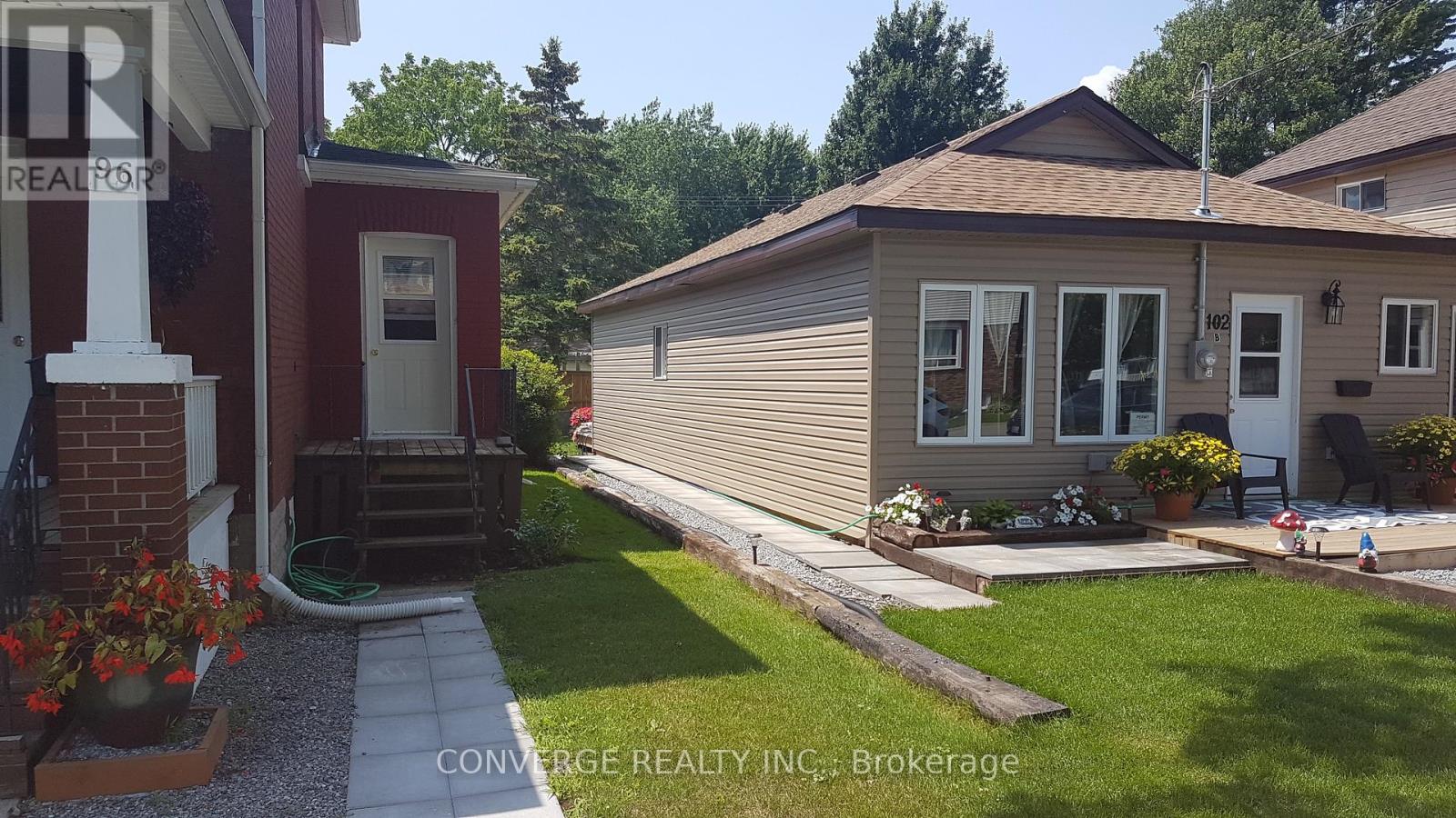 A - B - 102 Elm Street N, Port Colborne, Ontario  L3K 4N4 - Photo 1 - X12904944