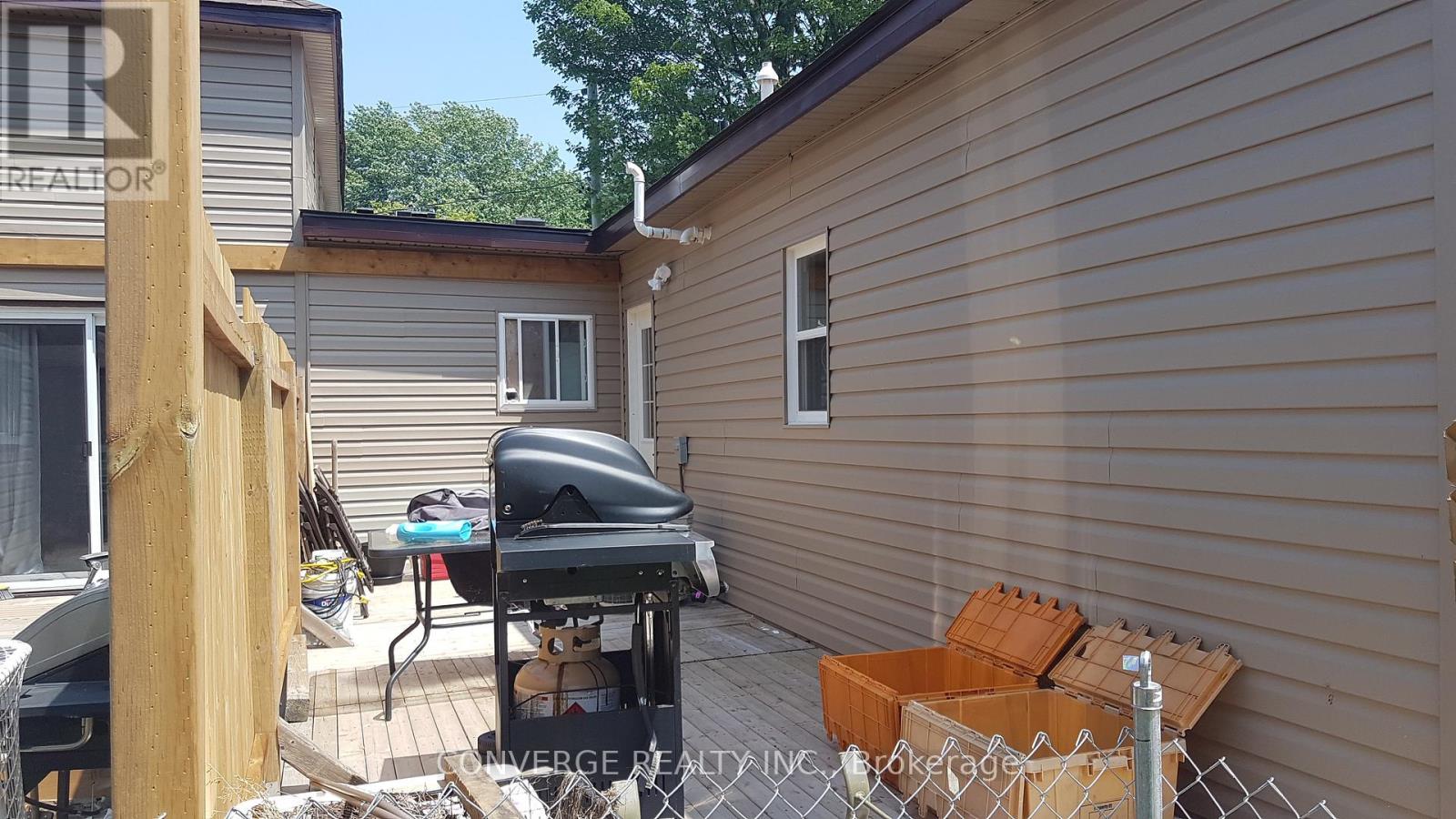 A - B - 102 Elm Street N, Port Colborne, Ontario  L3K 4N4 - Photo 3 - X12904944