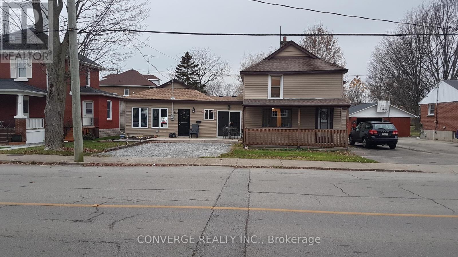 A - B - 102 Elm Street N, Port Colborne, Ontario  L3K 4N4 - Photo 4 - X12904944