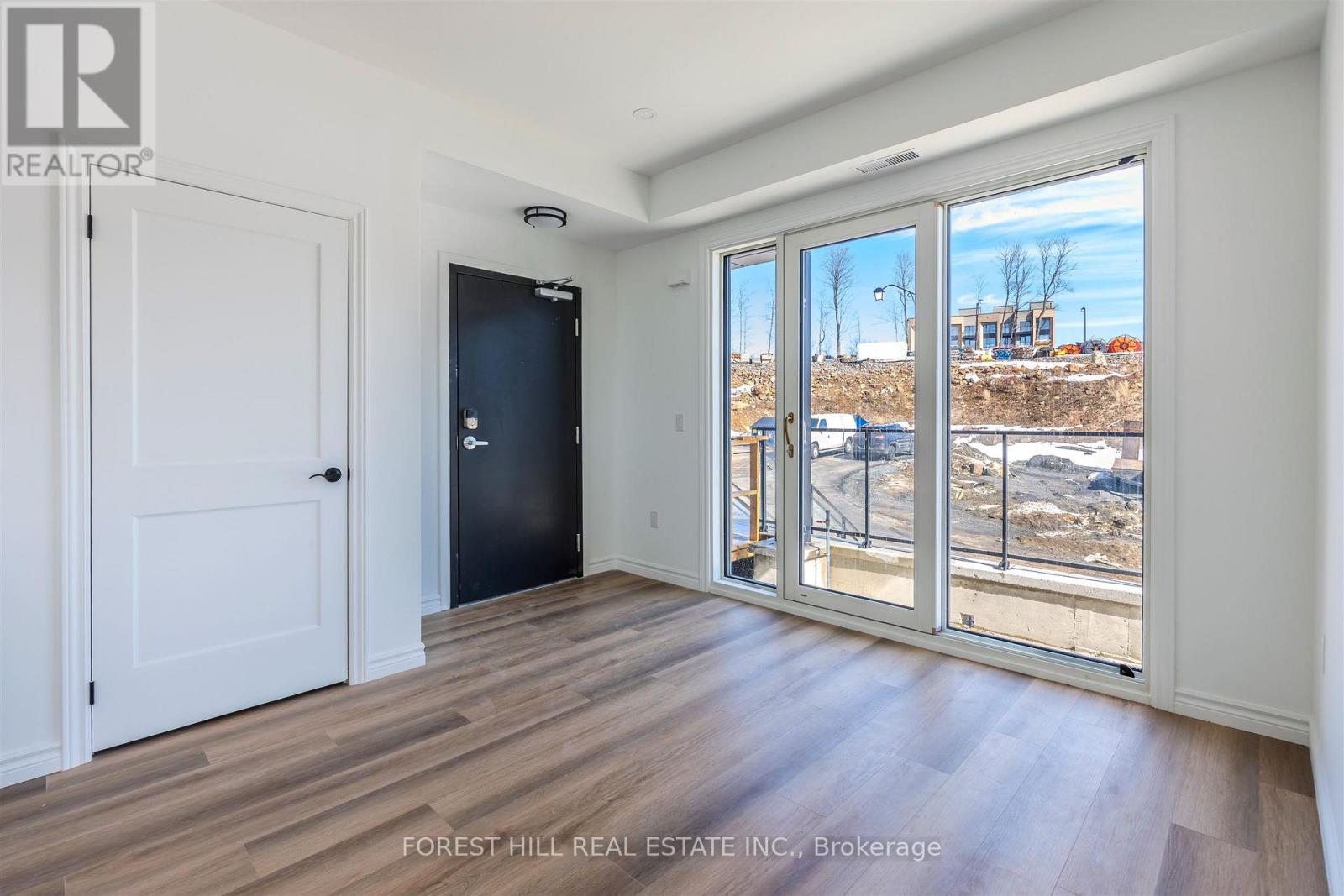 F101 - 119 Town Line Road E, Huntsville, Ontario  P1H 1S7 - Photo 4 - X12904964