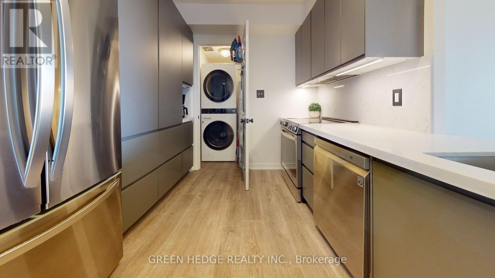 901 - 1700 Eglinton Avenue E, Toronto, Ontario  M4A 2X4 - Photo 10 - C12899598