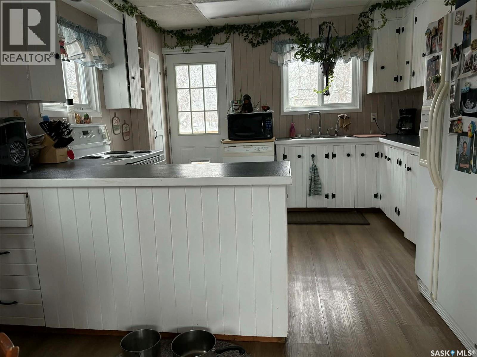 347 Green Avenue, Regina Beach, Saskatchewan  S0G 4C0 - Photo 7 - SK030965