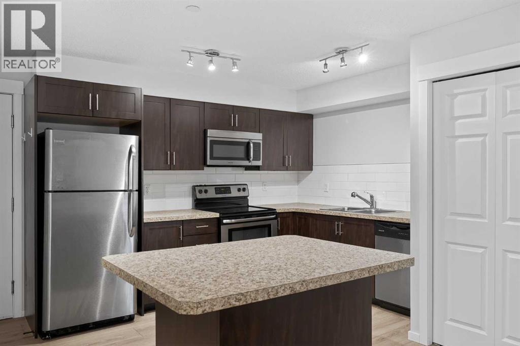 2208, 279 Copperpond Common Se, Calgary, Alberta  T2Z 0S4 - Photo 11 - A2290107