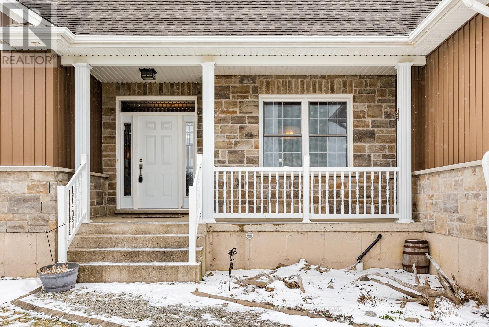 5484 Attema Crescent, West Lincoln, Ontario  L0R 1Y0 - Photo 3 - X12896822