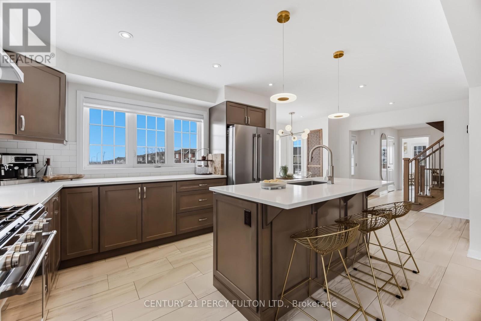 1082 Belcourt Street, Pickering, Ontario  L1X 0G2 - Photo 12 - E12901052