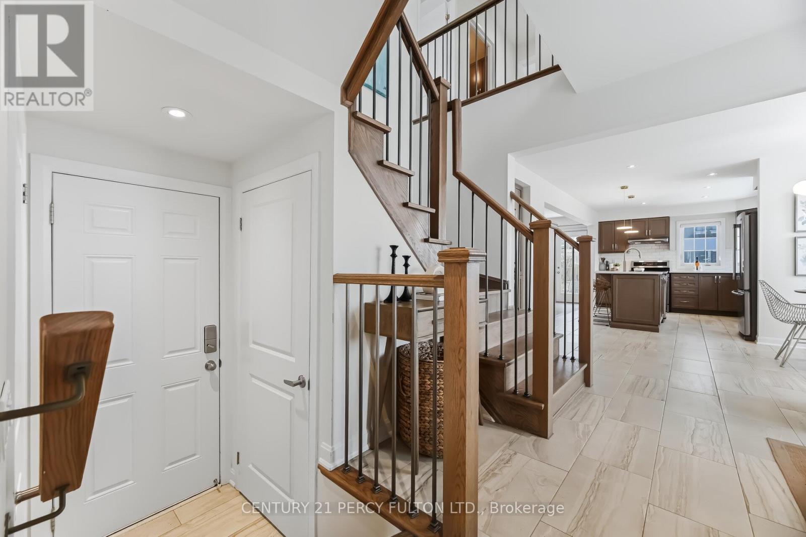 1082 Belcourt Street, Pickering, Ontario  L1X 0G2 - Photo 29 - E12901052