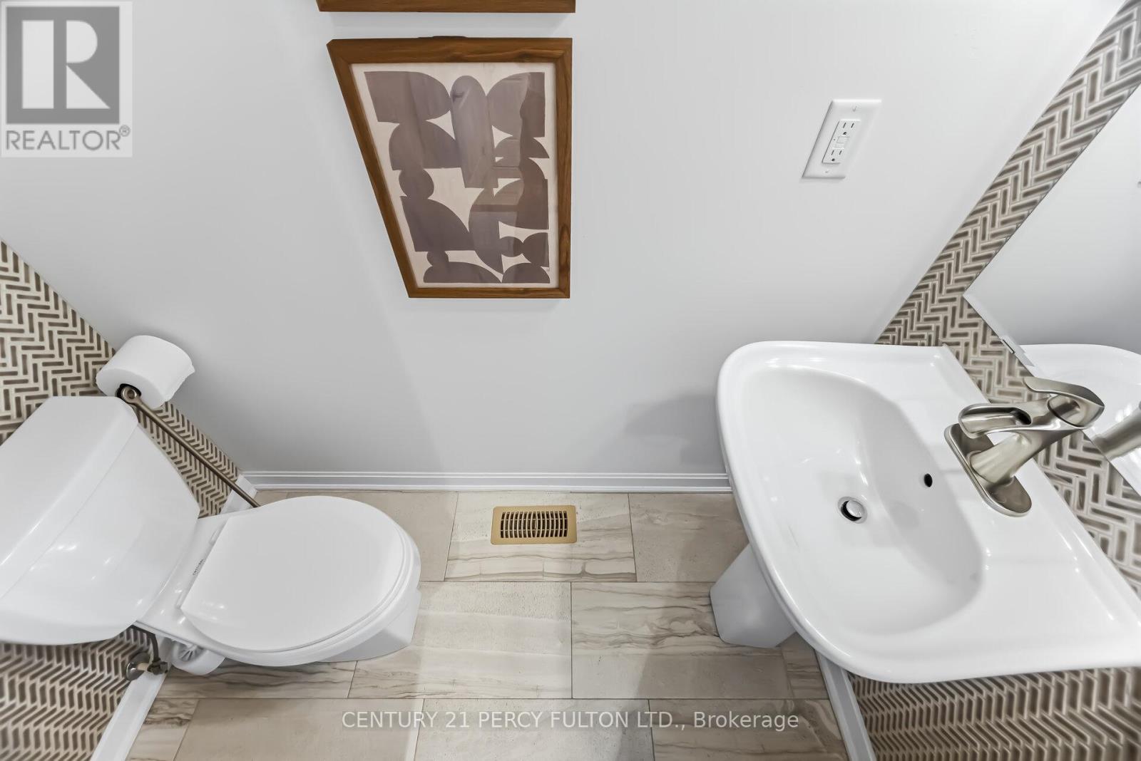 1082 Belcourt Street, Pickering, Ontario  L1X 0G2 - Photo 19 - E12901052