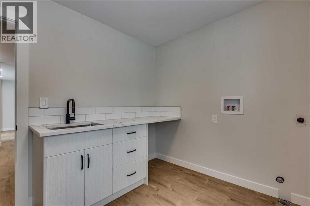 5302 42 Avenue, Red Deer, Alberta  T4N 3A4 - Photo 14 - A2285854