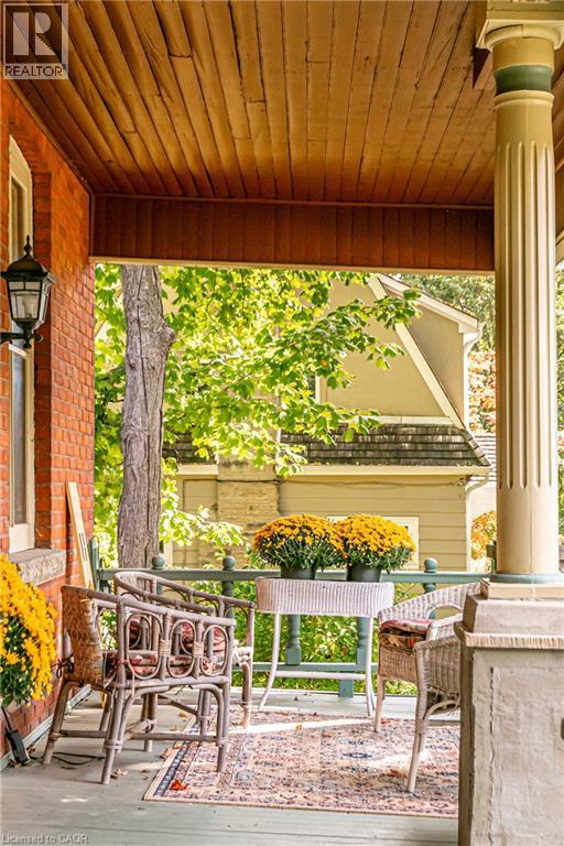 55 Cayley Street, Dundas, Ontario  L9H 2E6 - Photo 3 - 40812264