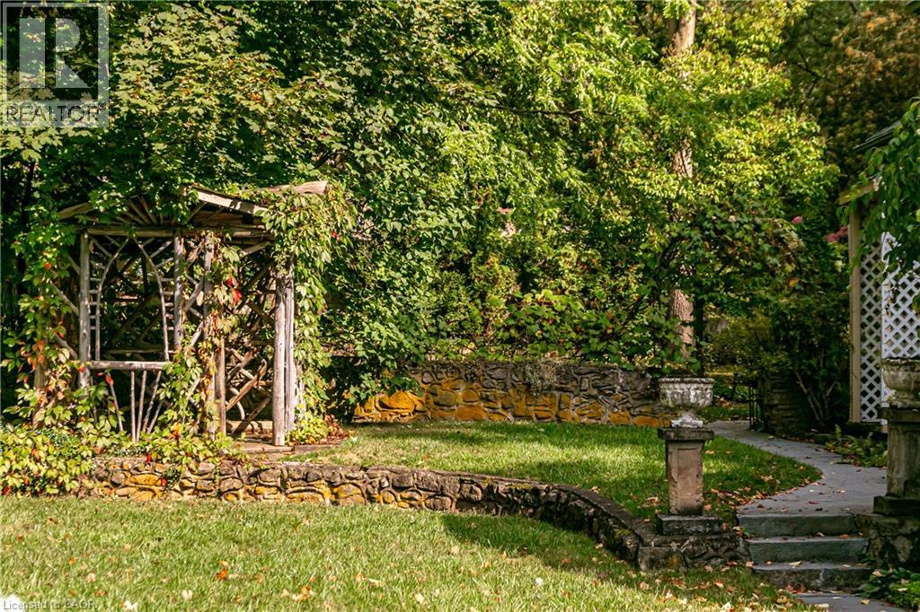 55 Cayley Street, Dundas, Ontario  L9H 2E6 - Photo 34 - 40812264