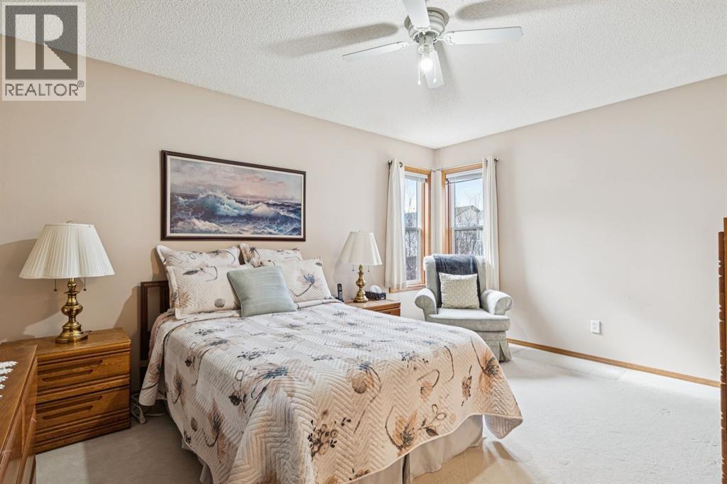 2 Bow Place, Cochrane, Alberta  T4C 1M9 - Photo 17 - A2292808