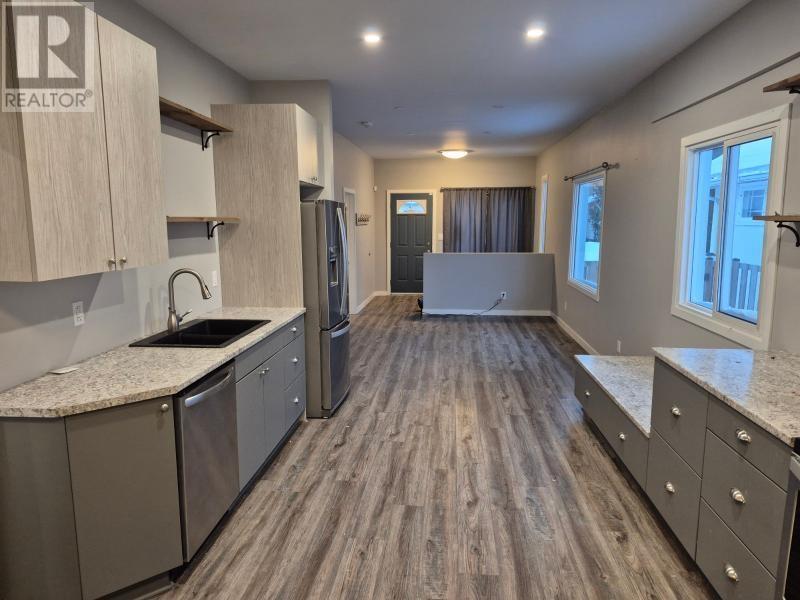 217 Angus St, Thunder Bay, Ontario  P7A 2Y3 - Photo 7 - TB2600491