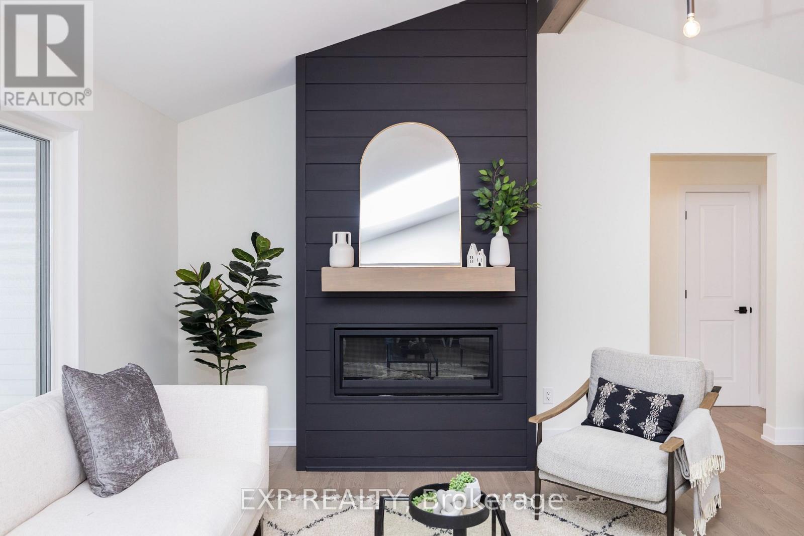 229 Trudeau Crescent, Russell, Ontario K4R 1E5 - Photo 11 - X12905058