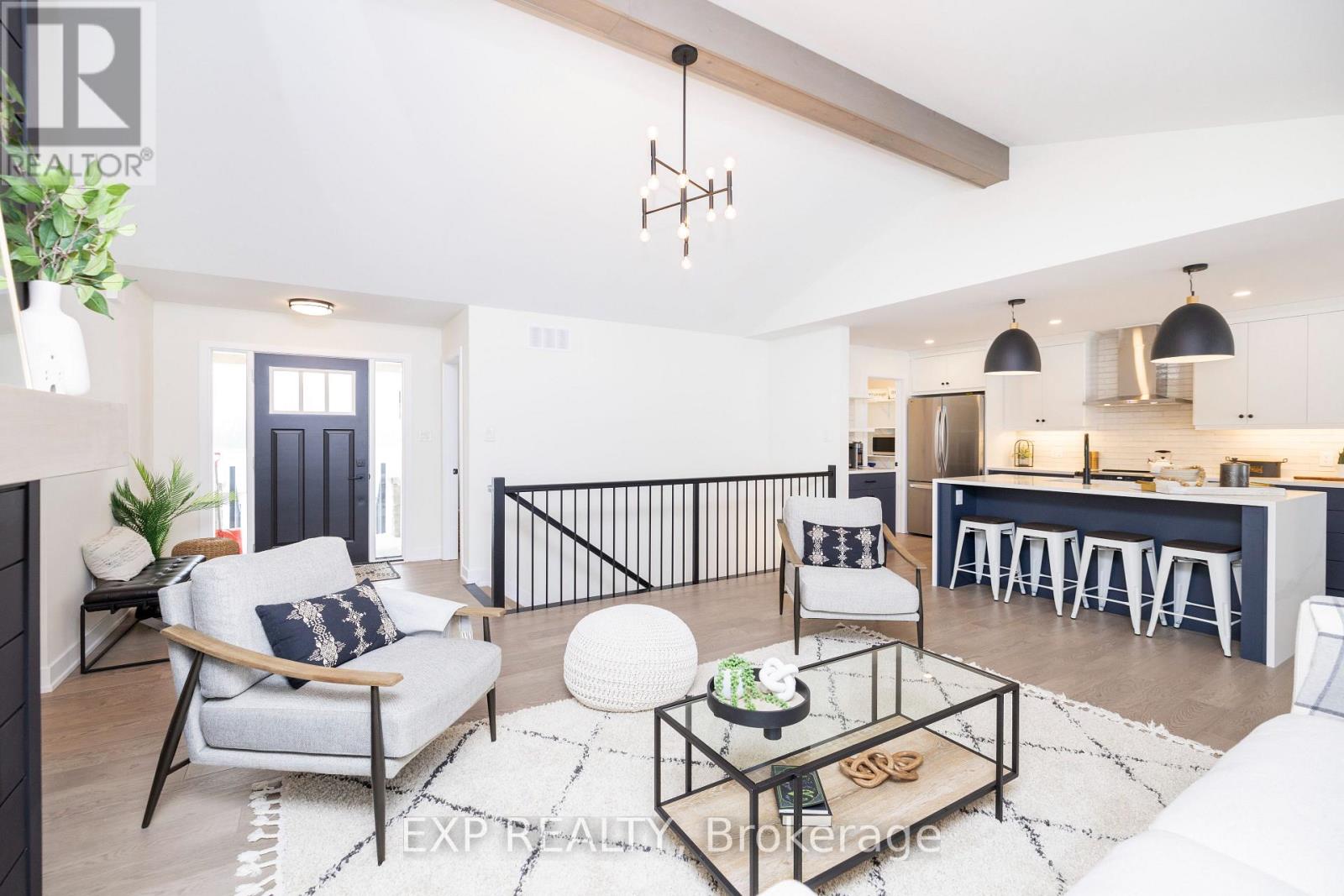 229 Trudeau Crescent, Russell, Ontario K4R 1E5 - Photo 14 - X12905058