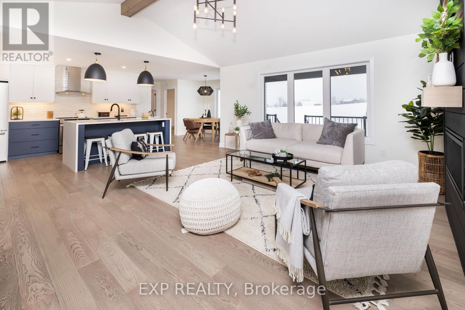 229 Trudeau Crescent, Russell, Ontario K4R 1E5 - Photo 8 - X12905058