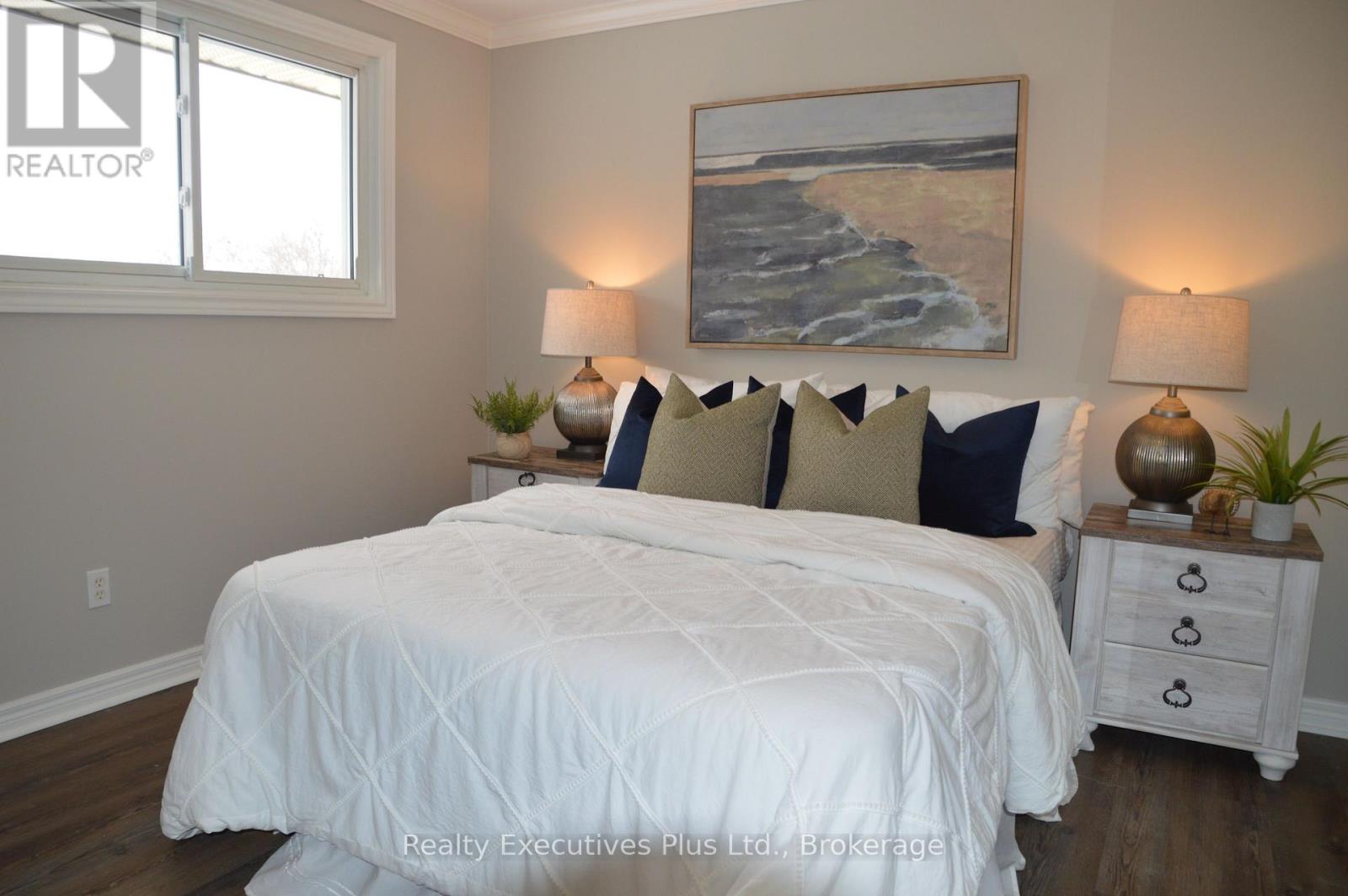 37 Kintail Crescent, London South, Ontario  N6E 1J4 - Photo 16 - X12905016