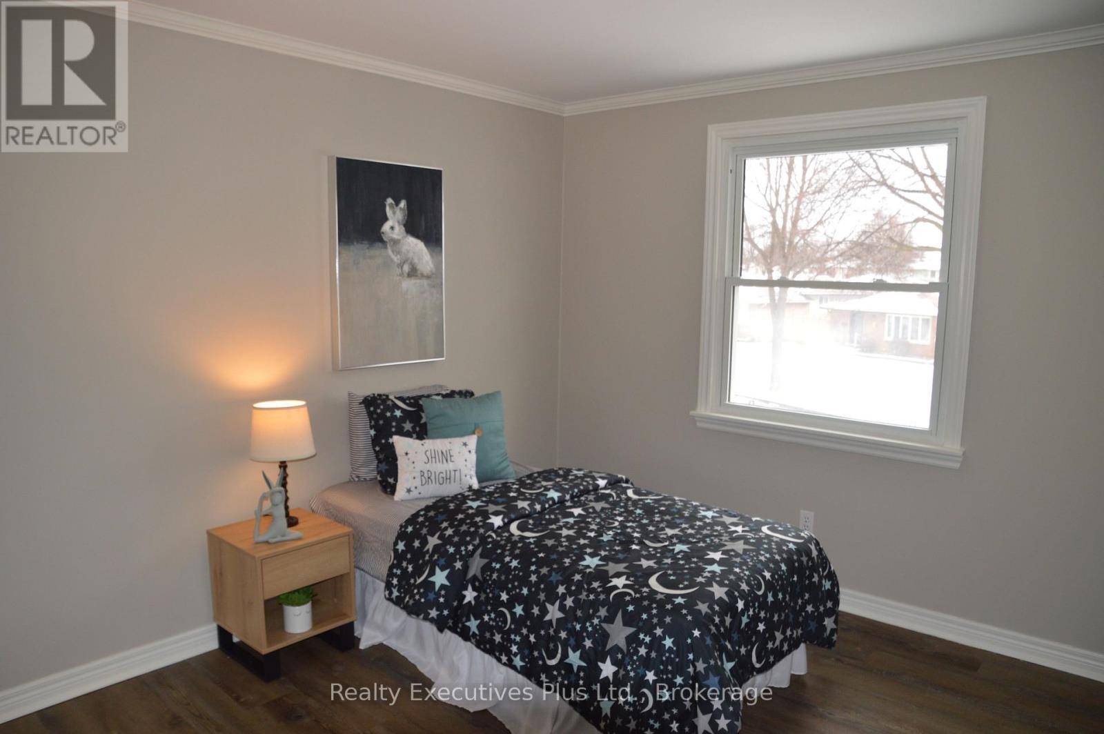 37 Kintail Crescent, London South, Ontario  N6E 1J4 - Photo 20 - X12905016