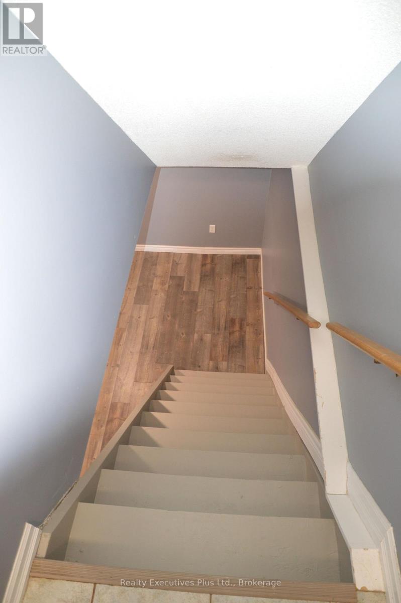 37 Kintail Crescent, London South, Ontario  N6E 1J4 - Photo 26 - X12905016