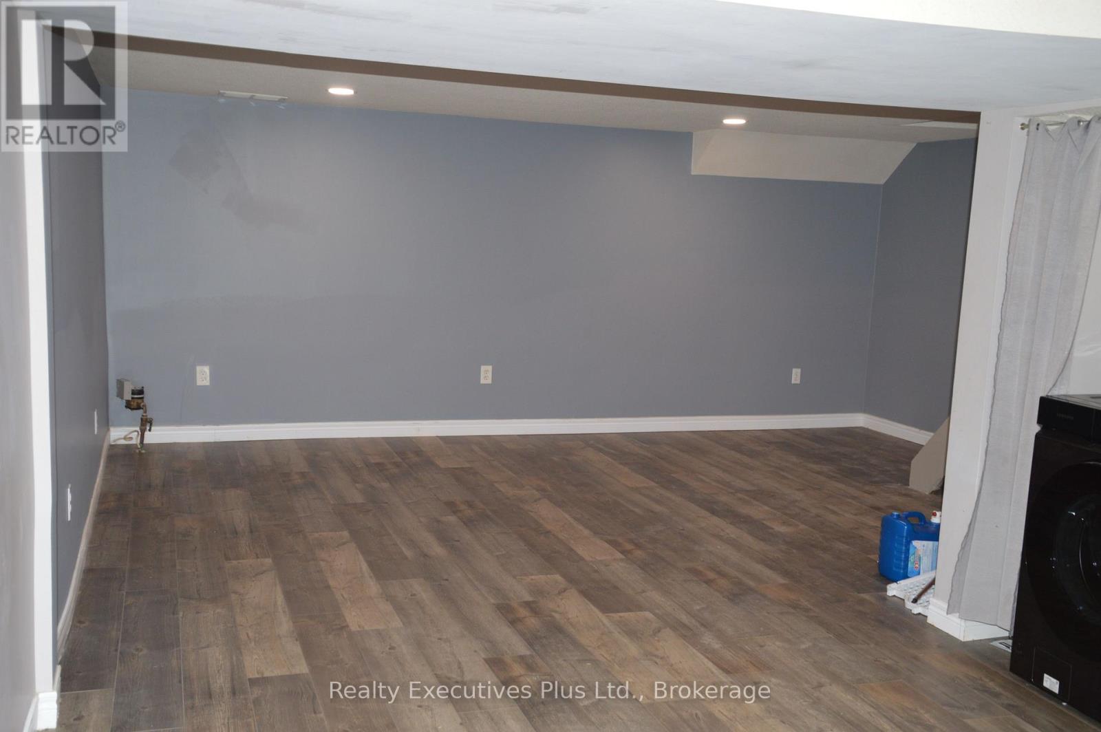 37 Kintail Crescent, London South, Ontario  N6E 1J4 - Photo 30 - X12905016