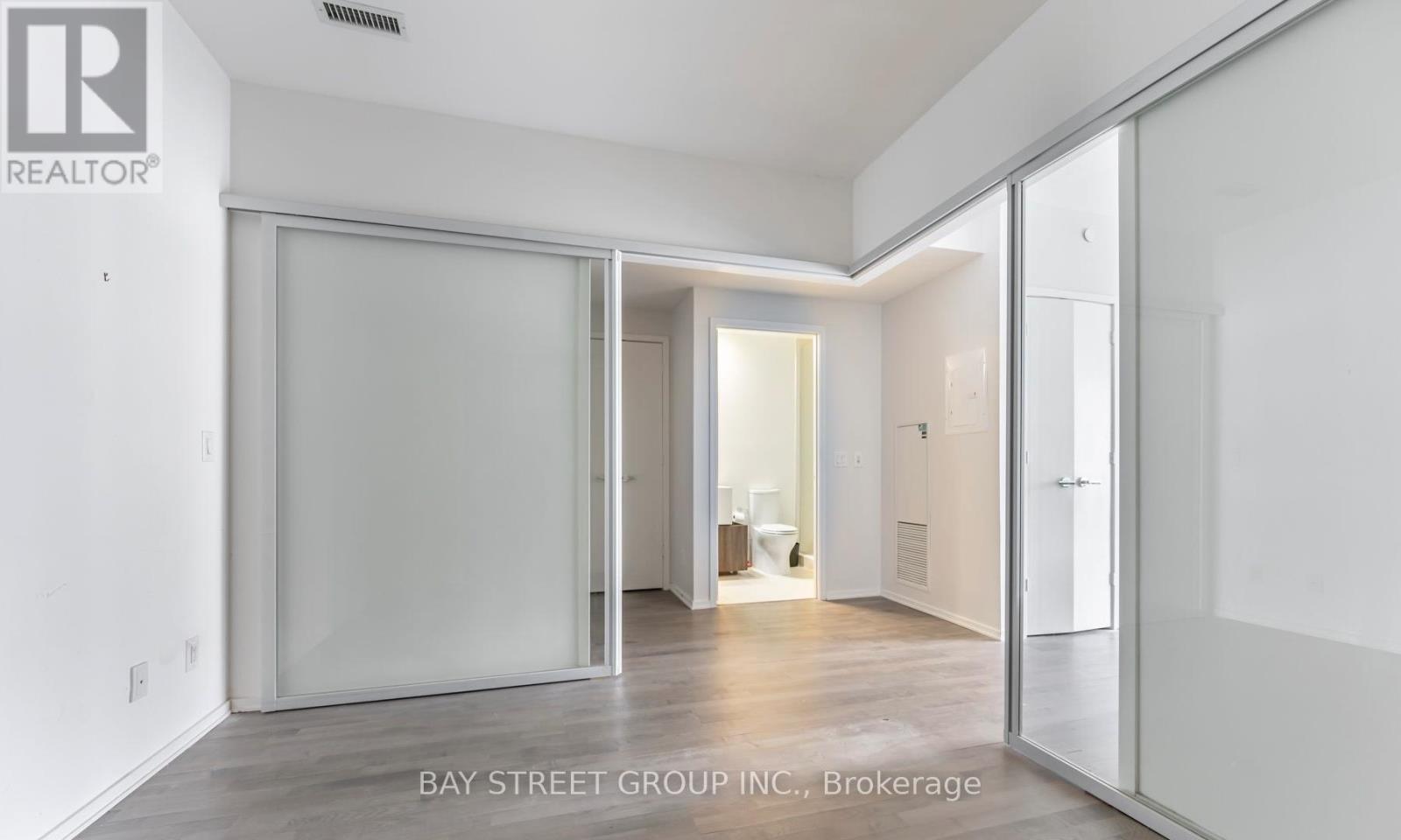 425 - 1 Bloor Street E, Toronto, Ontario  M4W 1A9 - Photo 6 - C12905022