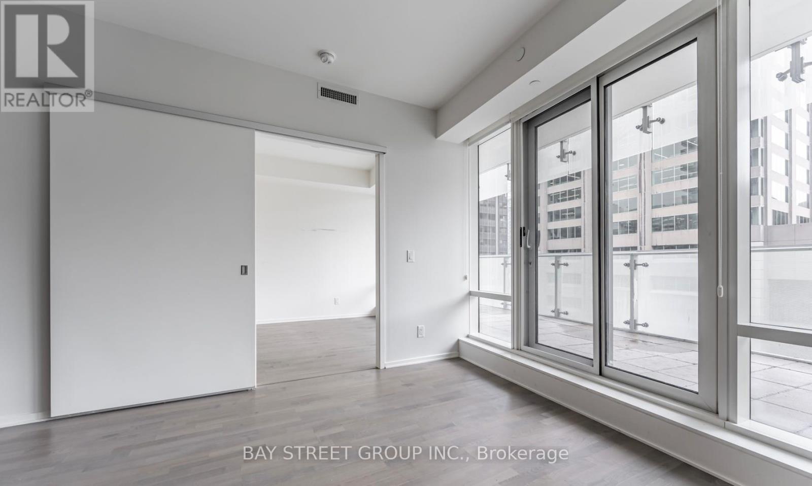 425 - 1 Bloor Street E, Toronto, Ontario  M4W 1A9 - Photo 9 - C12905022