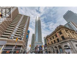 425 - 1 BLOOR STREET E, Toronto, Ontario