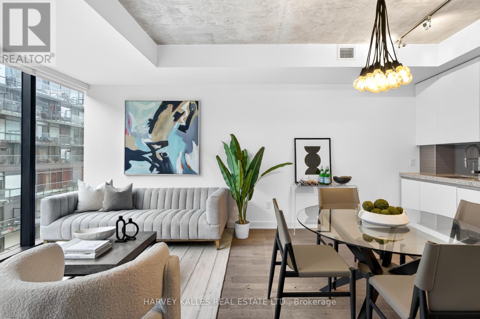 604 - 38 Stewart Street, Toronto, Ontario  M5V 0H1 - Photo 6 - C12905068