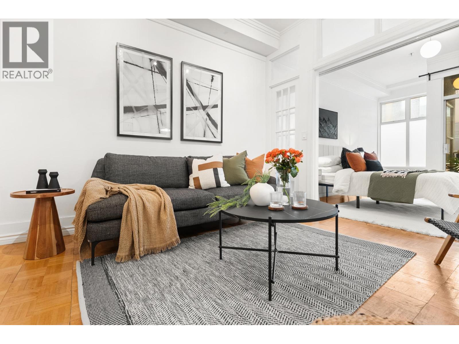 B5 238 E 10th Avenue, Vancouver, British Columbia V5T 1Z5 - Photo 2 - R3101983