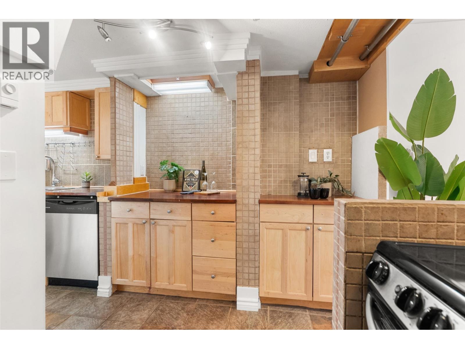 B5 238 E 10th Avenue, Vancouver, British Columbia V5T 1Z5 - Photo 21 - R3101983