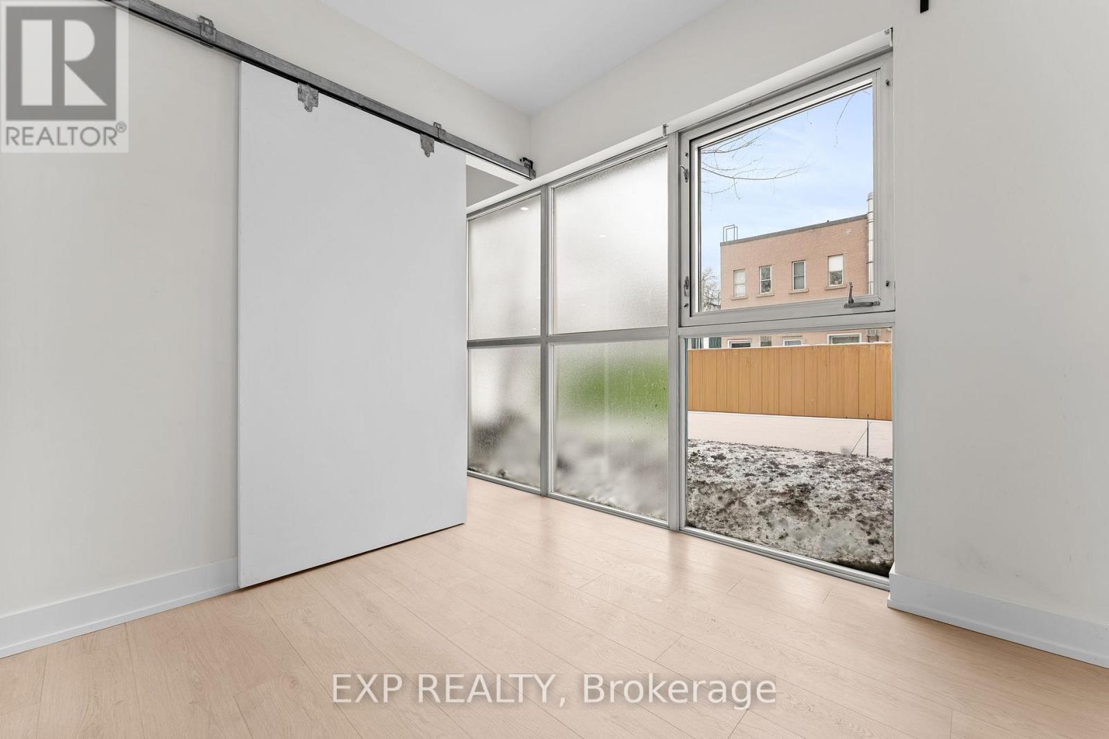 Unit #2 - 1558 Queen Street E, Toronto (Greenwood-Coxwell), Ontario  M4L 1E8 - Photo 16 - E12905064