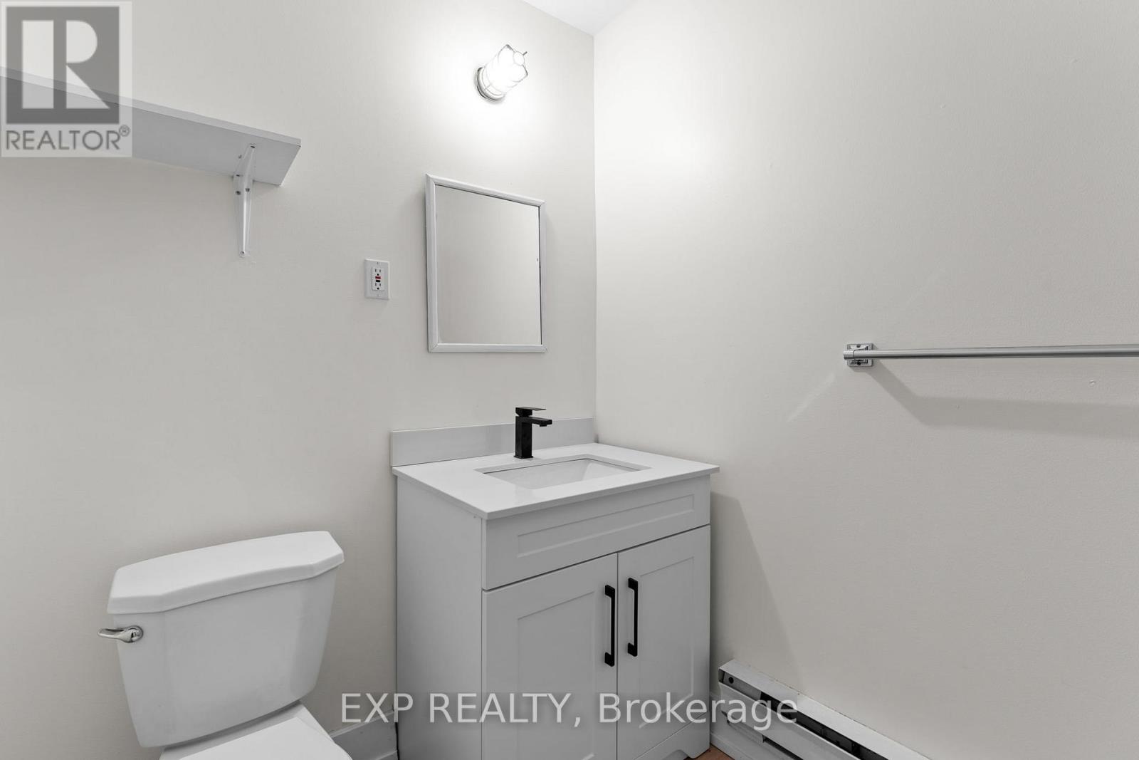 Unit #2 - 1558 Queen Street E, Toronto (Greenwood-Coxwell), Ontario  M4L 1E8 - Photo 20 - E12905064