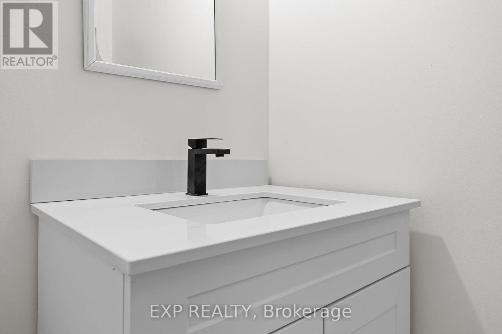 Unit #2 - 1558 Queen Street E, Toronto (Greenwood-Coxwell), Ontario  M4L 1E8 - Photo 21 - E12905064