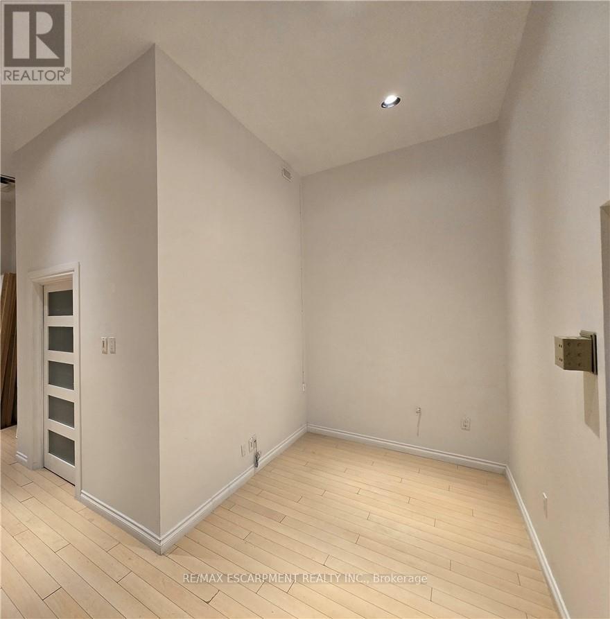 102 - 33 Villiers Street, Toronto, Ontario  M5A 1A9 - Photo 14 - E12905070