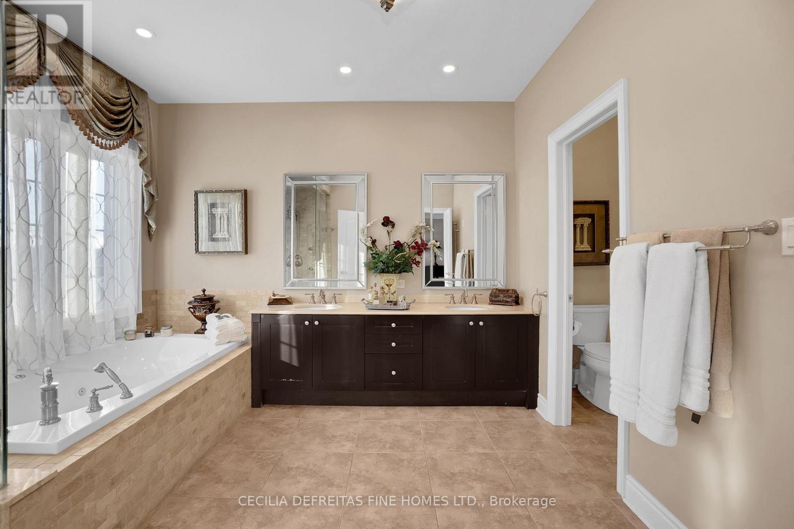 11 Beauvista Court, Vaughan (Vellore Village), Ontario  L4H 3G6 - Photo 32 - N12905014