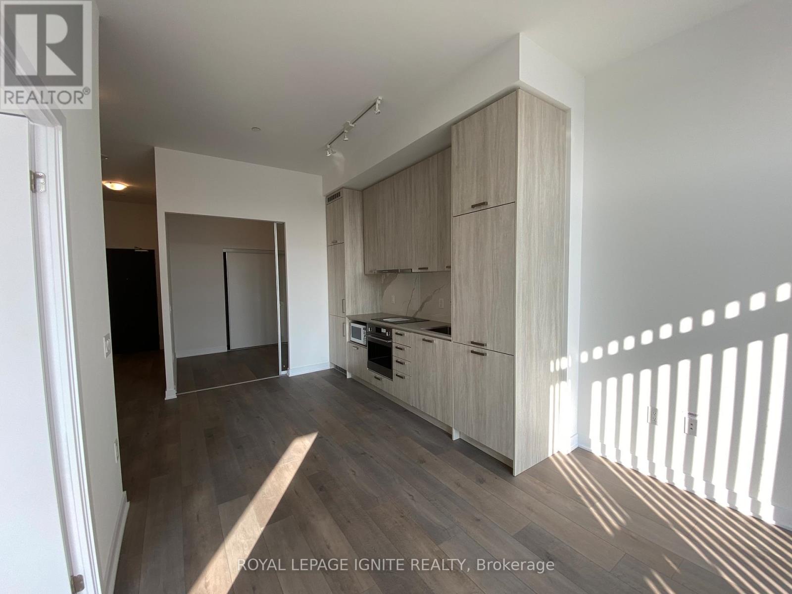 307 - 10 Honeycrisp Crescent, Vaughan (Vaughan Corporate Centre), Ontario  L4K 0M7 - Photo 6 - N12905054