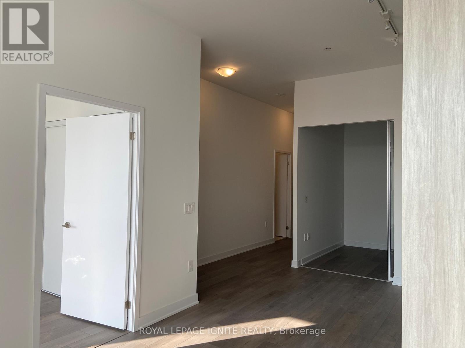 307 - 10 Honeycrisp Crescent, Vaughan (Vaughan Corporate Centre), Ontario  L4K 0M7 - Photo 7 - N12905054