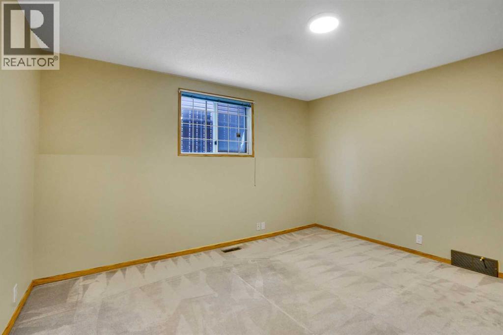 131 Martinridge Grove NE, Calgary, Alberta  T3J 3M4 - Photo 30 - A2284895