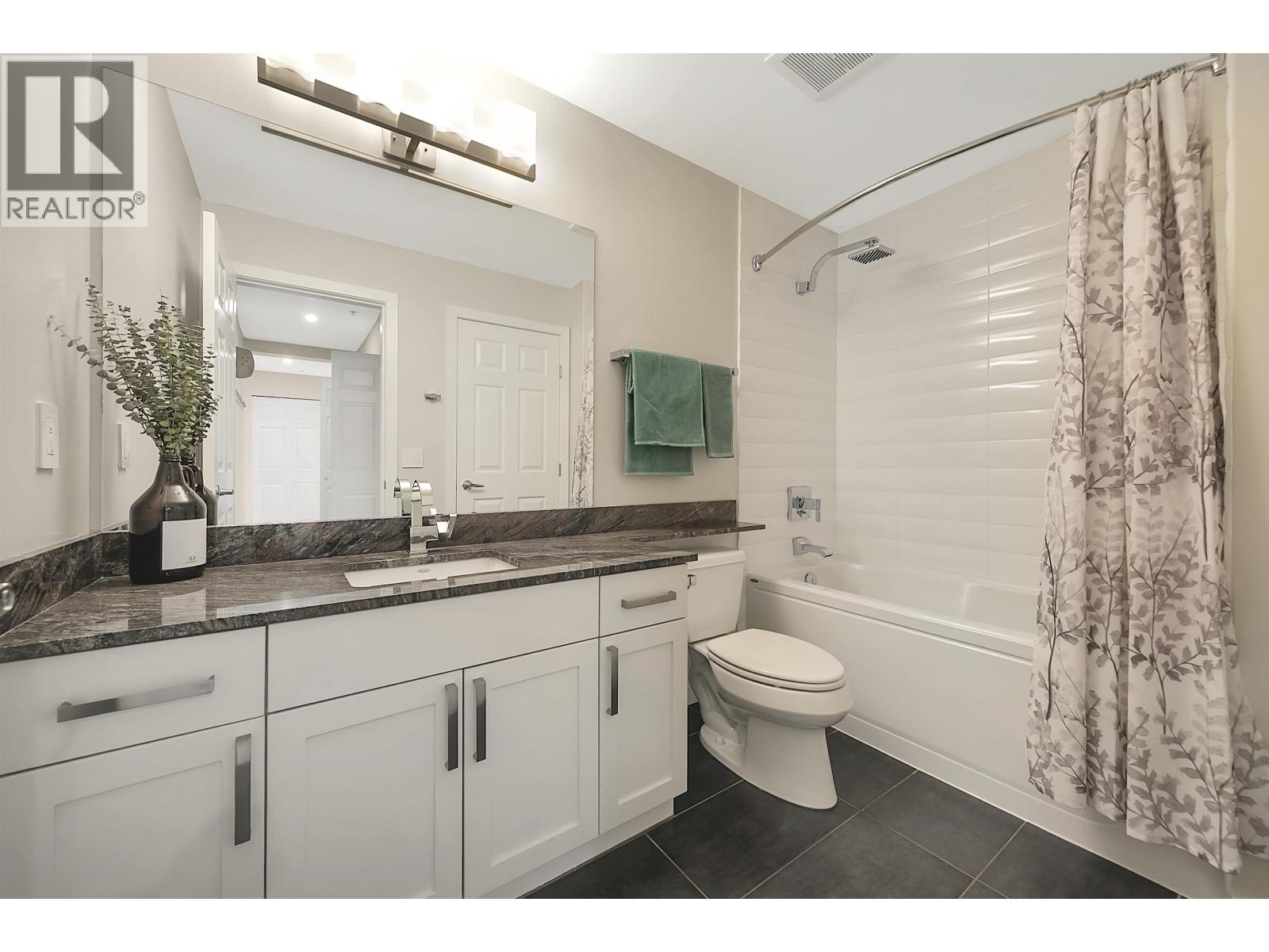 802 306 Sixth Street, New Westminster, British Columbia  V3L 0C9 - Photo 19 - R3098479