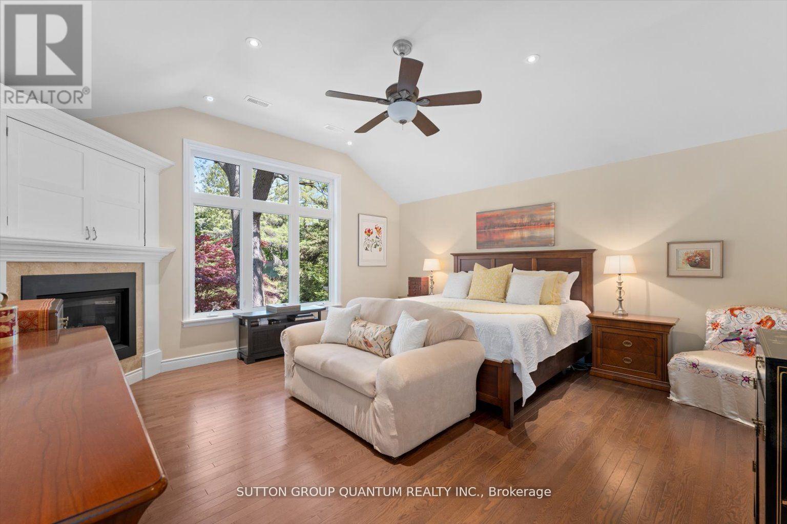 347 Pinetree Way, Mississauga, Ontario  L5G 2R4 - Photo 23 - W12904978