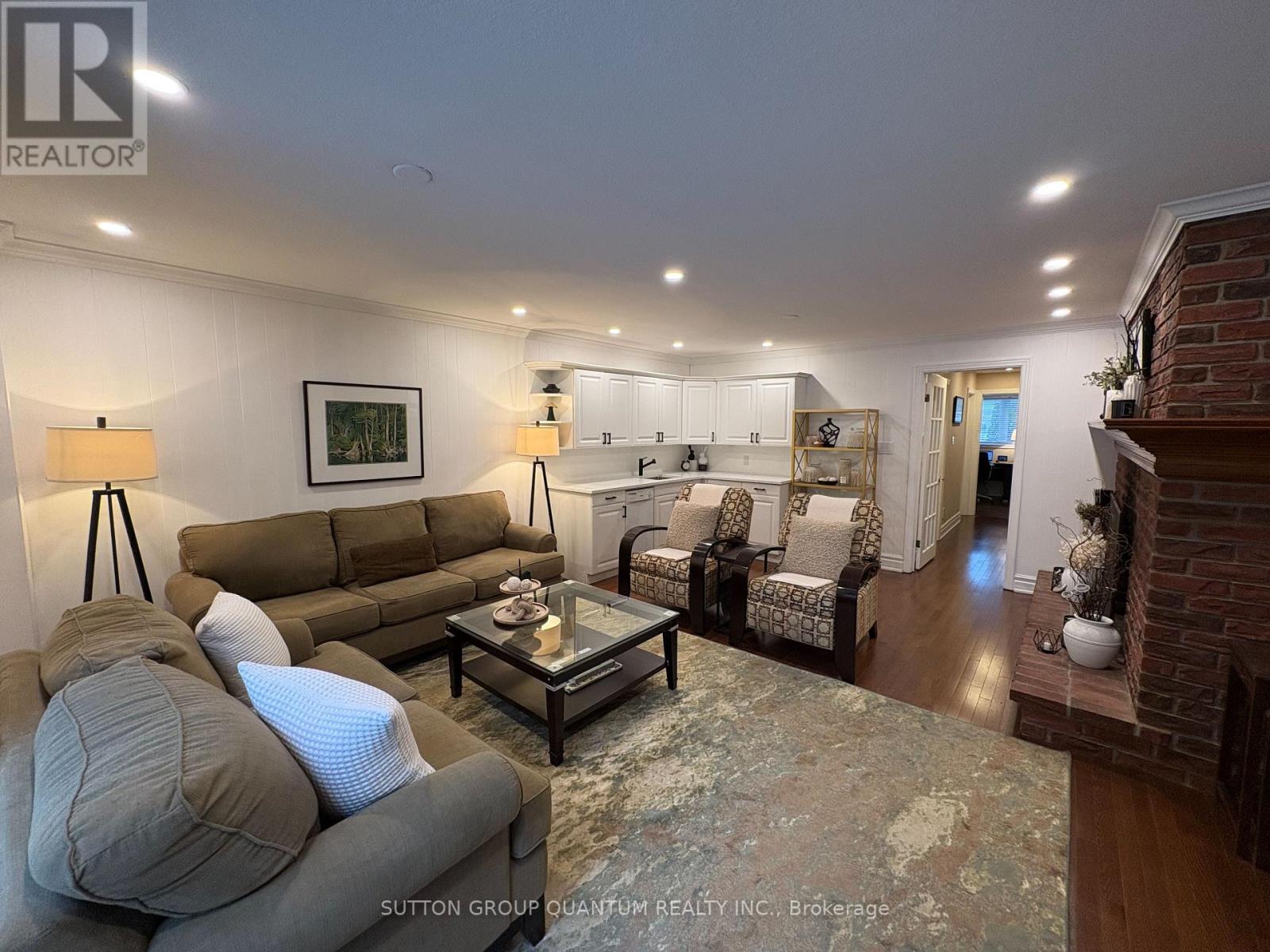 347 Pinetree Way, Mississauga, Ontario  L5G 2R4 - Photo 35 - W12904978