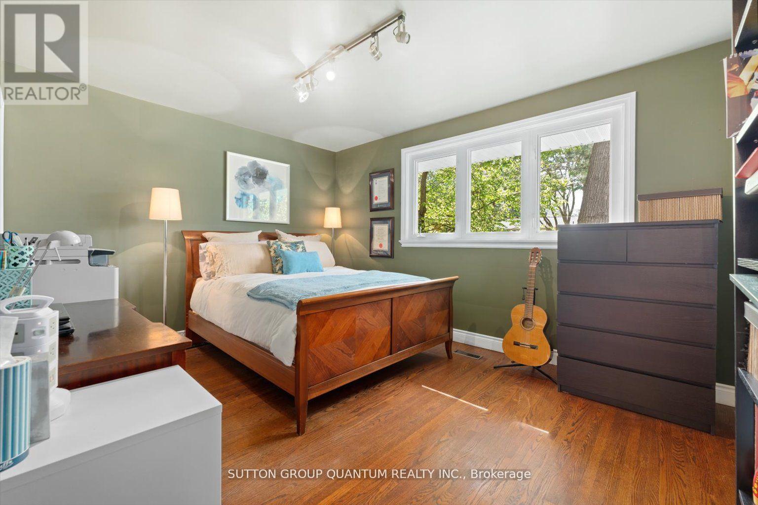 347 Pinetree Way, Mississauga, Ontario  L5G 2R4 - Photo 29 - W12904978