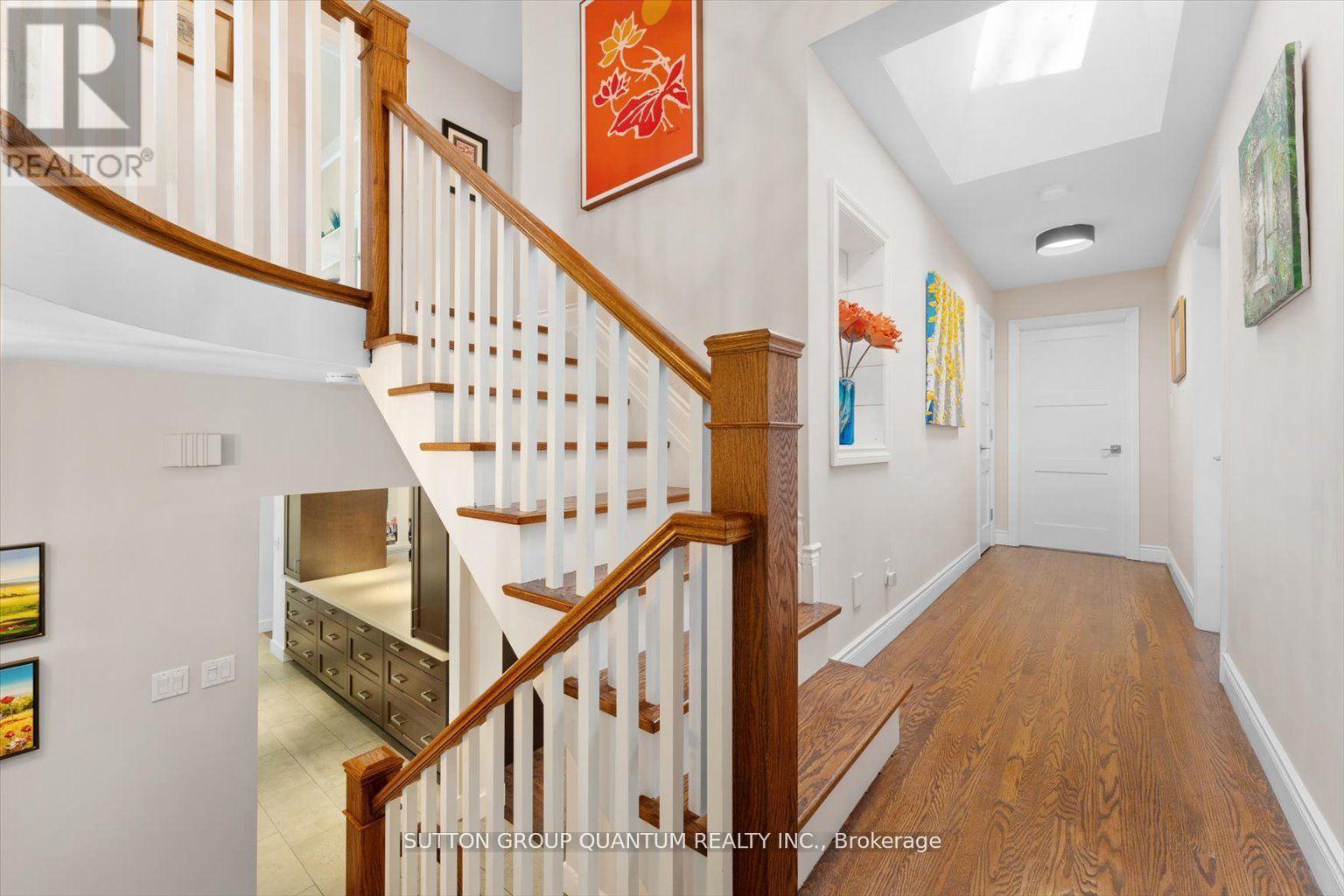 347 Pinetree Way, Mississauga, Ontario  L5G 2R4 - Photo 19 - W12904978