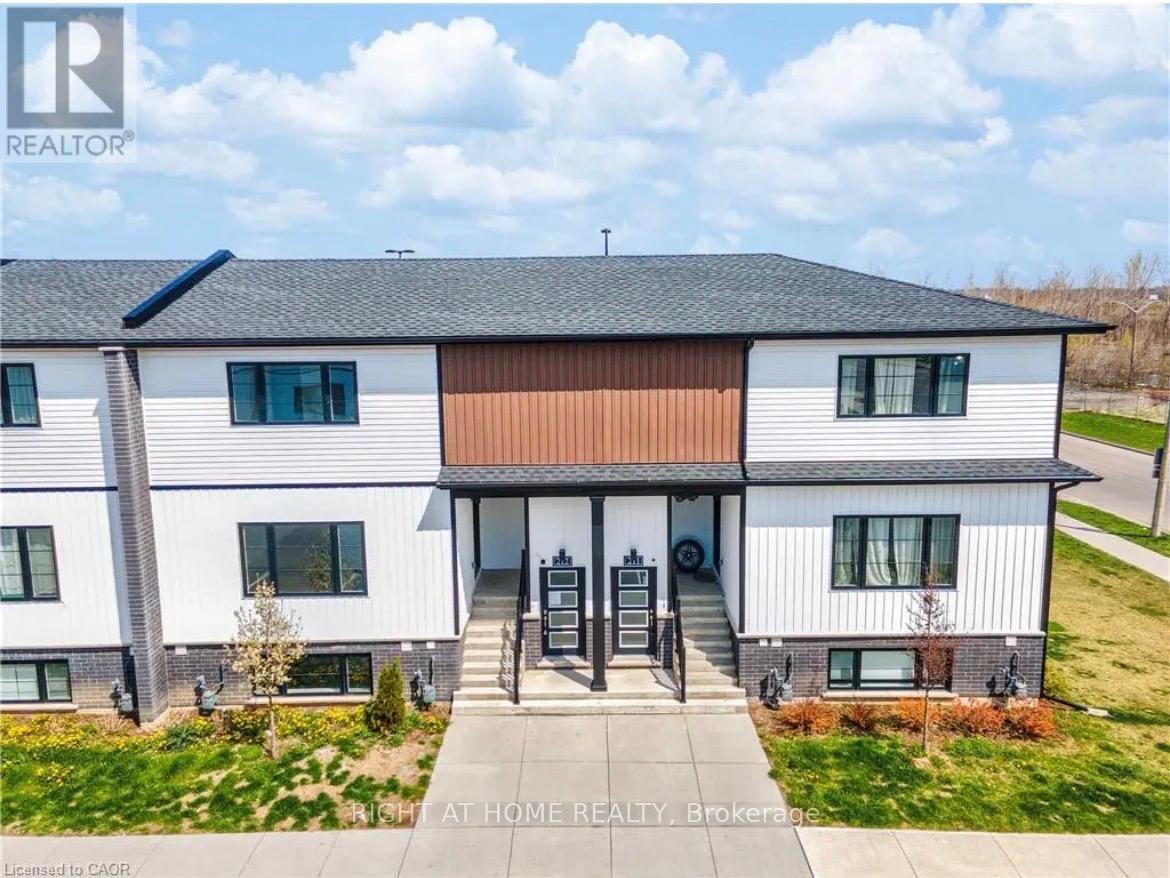 212 - 4263 FOURTH AVENUE, Niagara Falls, Ontario