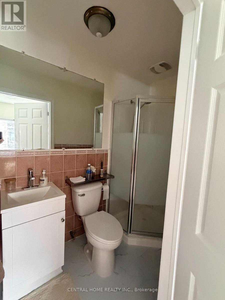 414 Plains Road E, Burlington, Ontario  L7T 2C8 - Photo 11 - W12905010