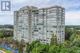 1507 - 26 HANOVER ROAD, Brampton, Ontario